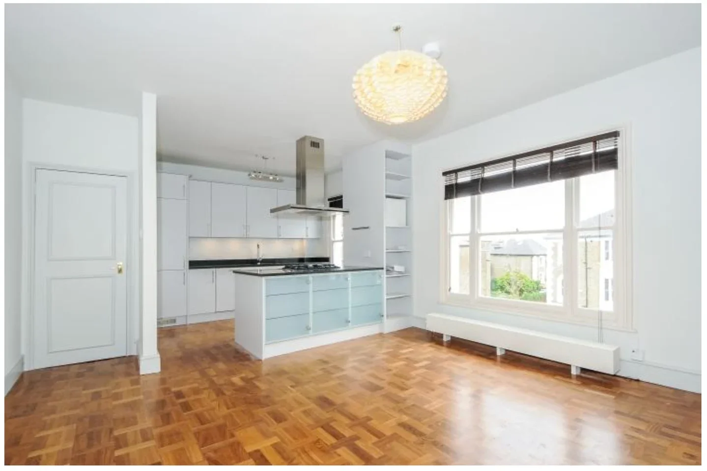 Flat Dartmouth Park Road in Greater London