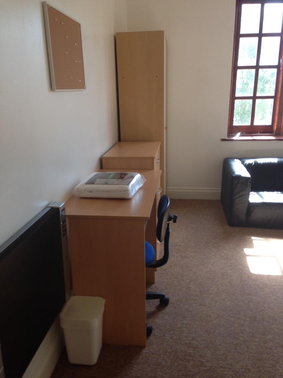 Room St Edward's Road in Portsmouth