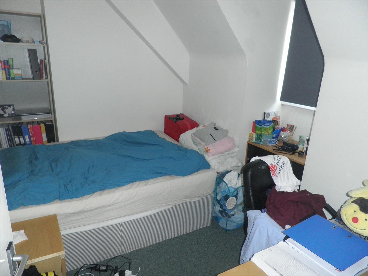 Room Hurle Road in Bristol