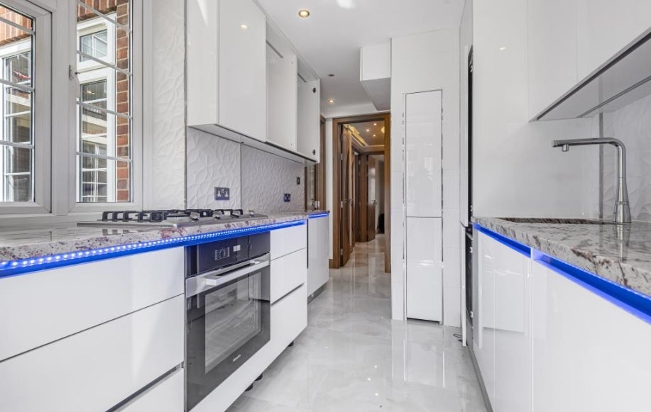 Flat Townshend Road in City of Westminster