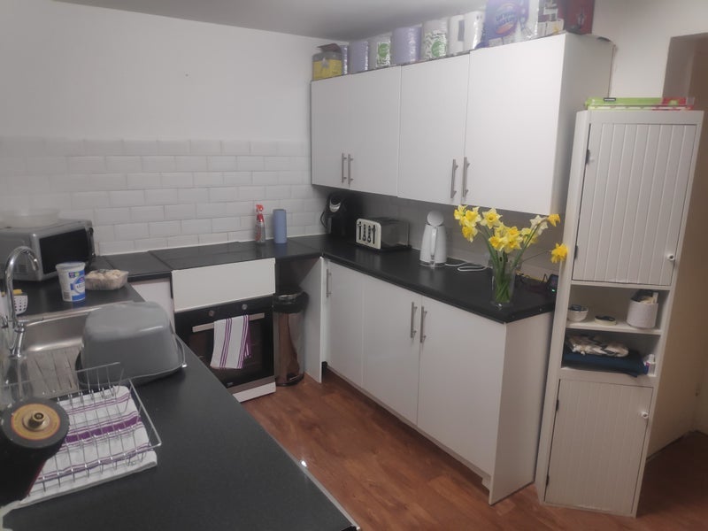Room Hassell Drive in Bristol