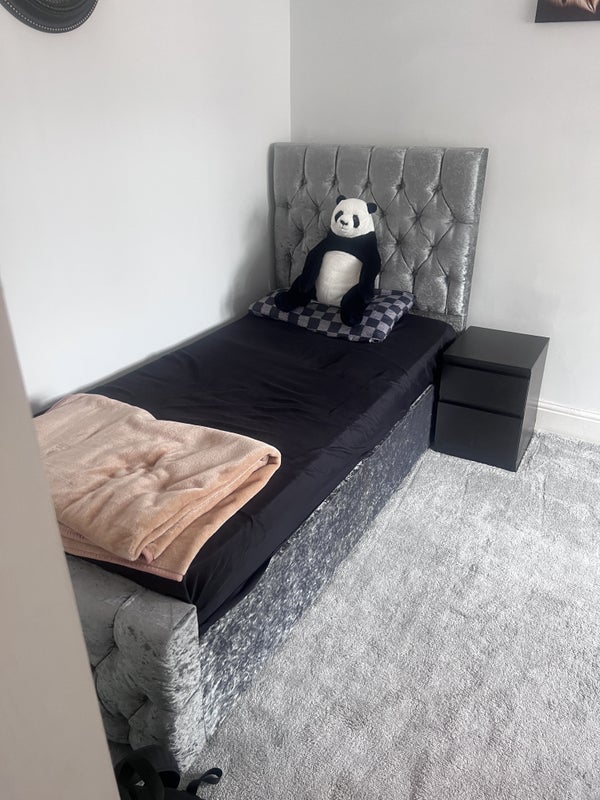 Room Baldwins Lane in Birmingham