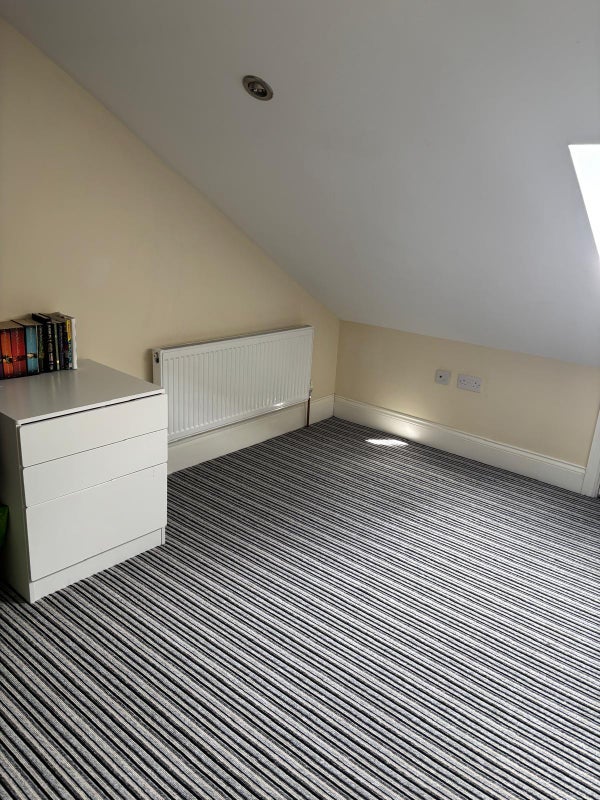 Room Blythe Hill Lane in Greater London
