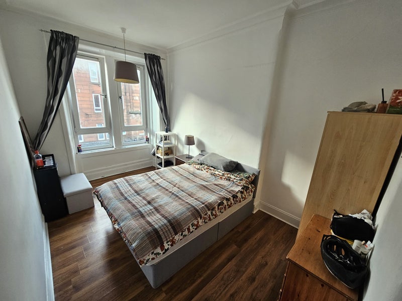 Room Aberfeldy Street in Glasgow