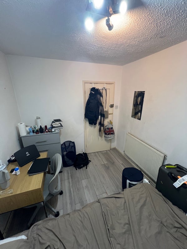 Room Murray Grove in Greater London