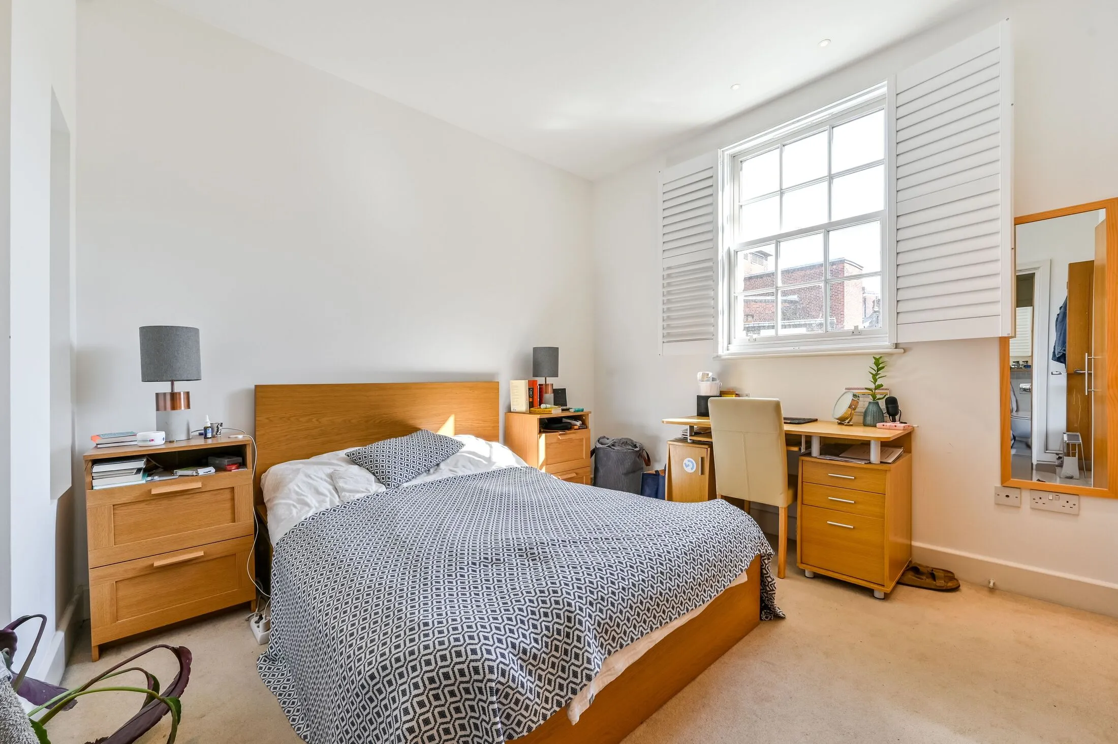 Flat Arlington Road in Greater London