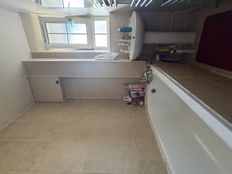 Room Pott Street in Greater London