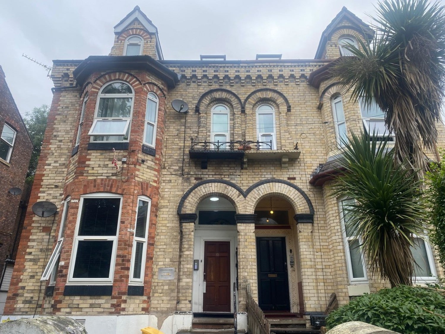 Flat Alness Road in Manchester