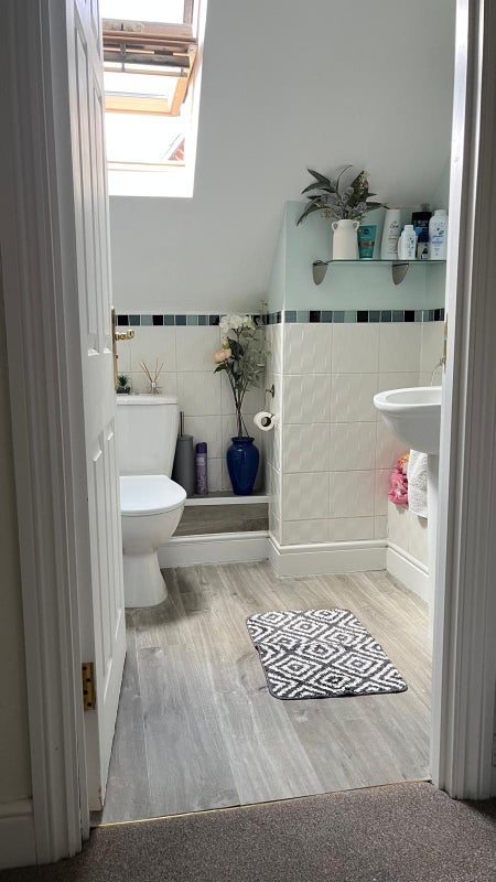 Room Victoria Mews in Crawley