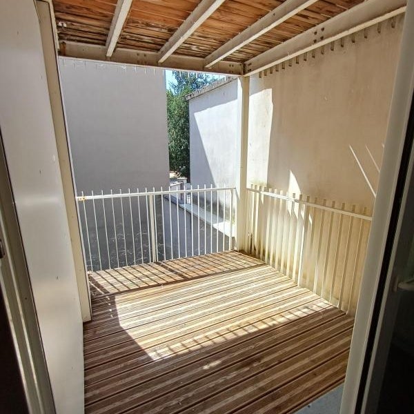 Flat Boulevard Michel Perret in Fures