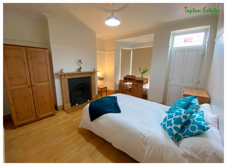 Room Slinn Street in Sheffield
