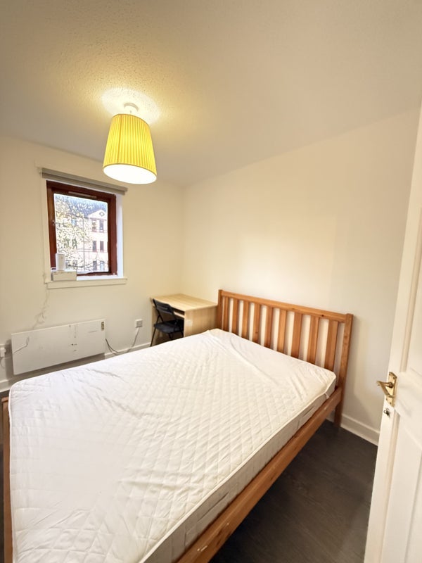 Room Henderson Street in Glasgow