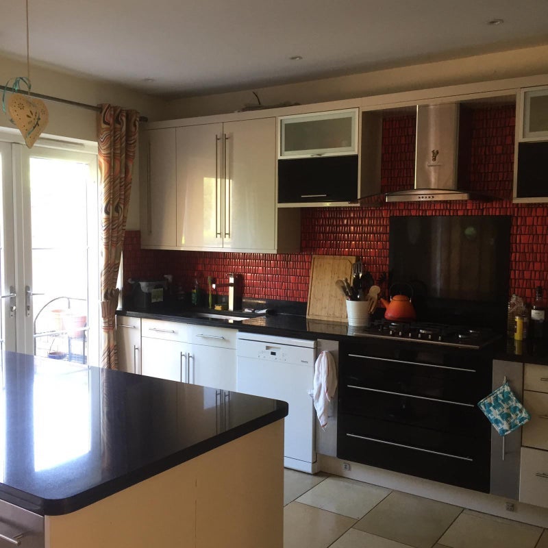 Room Buckleigh Way in Greater London