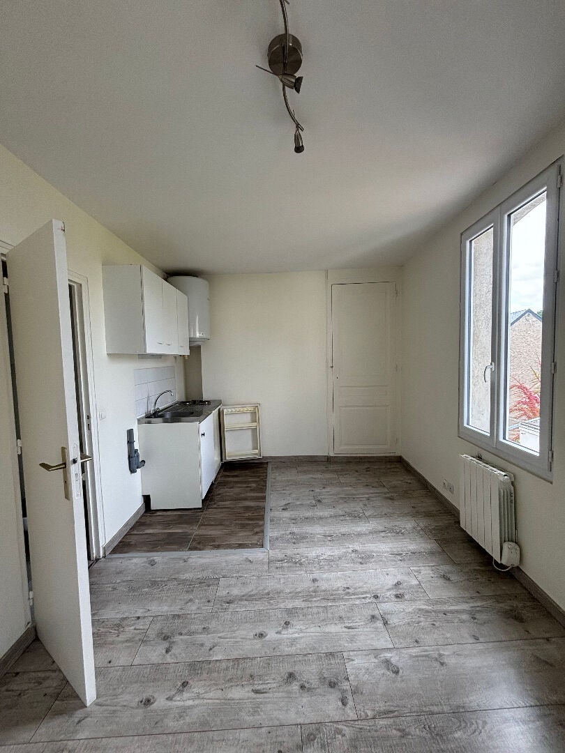 Flat Rue James Cane in Tours