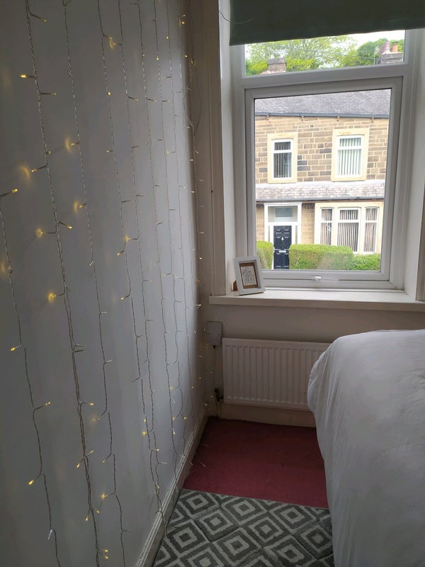 Room Lansdowne Close in Burnley