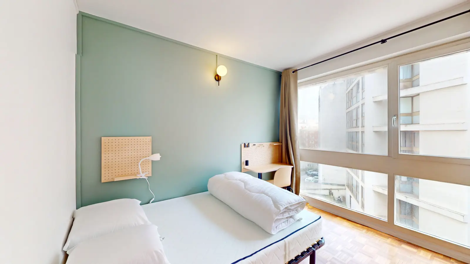 Room Rue Bobillot in Paris