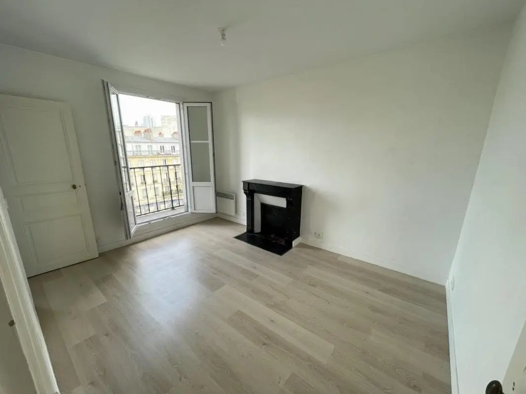 Flat Rue de l'Aqueduc in Paris