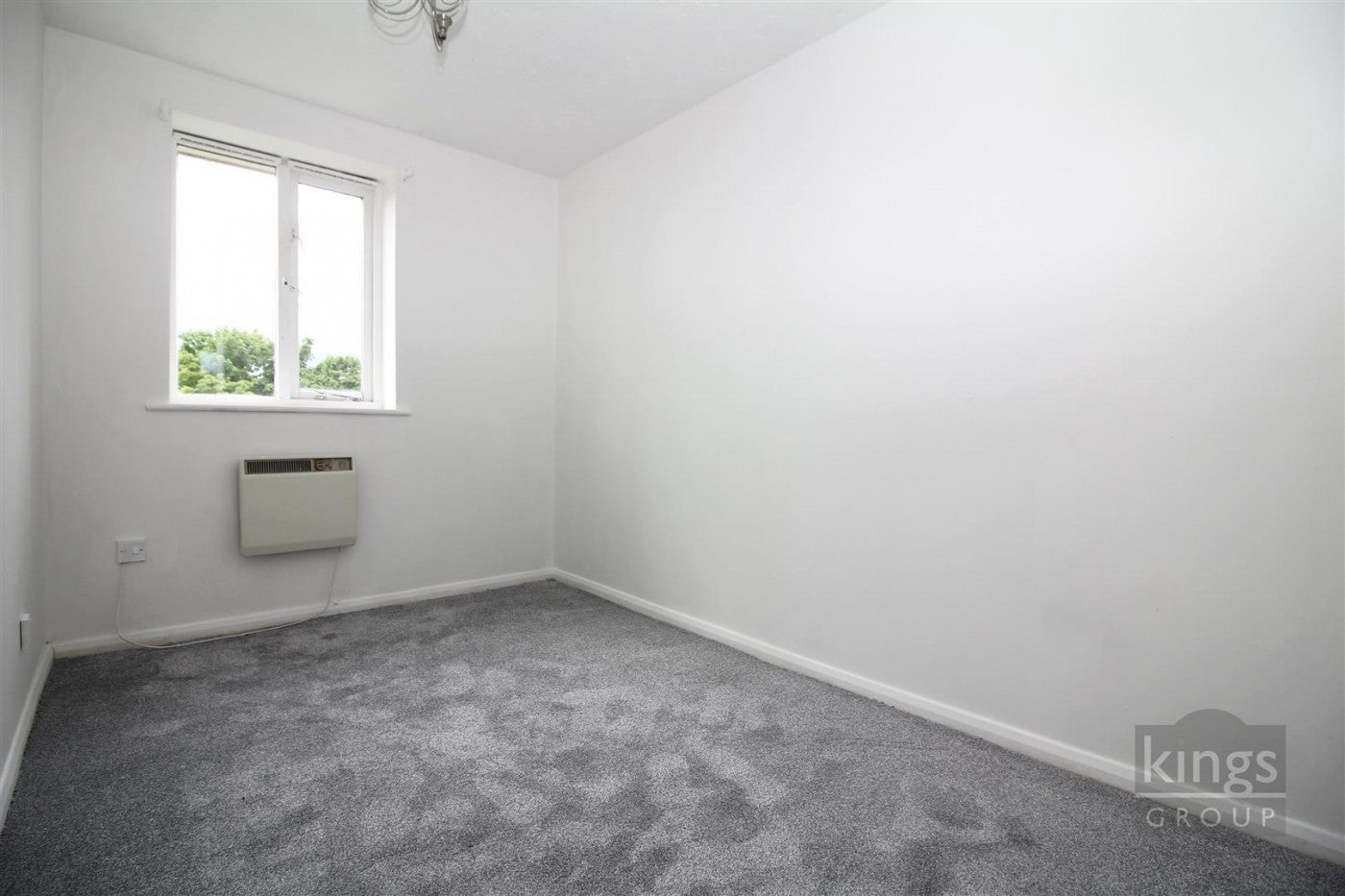 Flat Dads Wood in Harlow