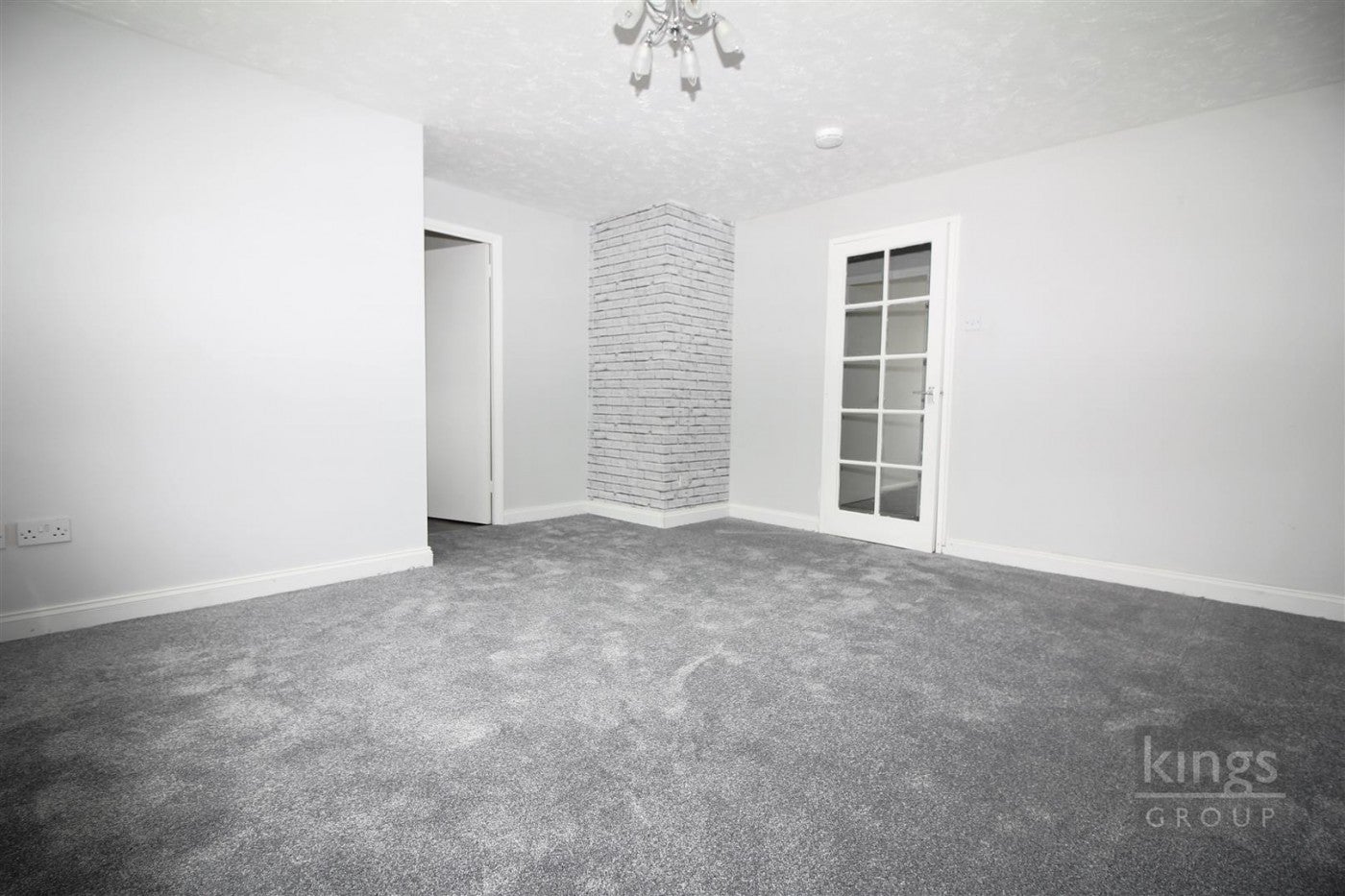 Flat Dads Wood in Harlow