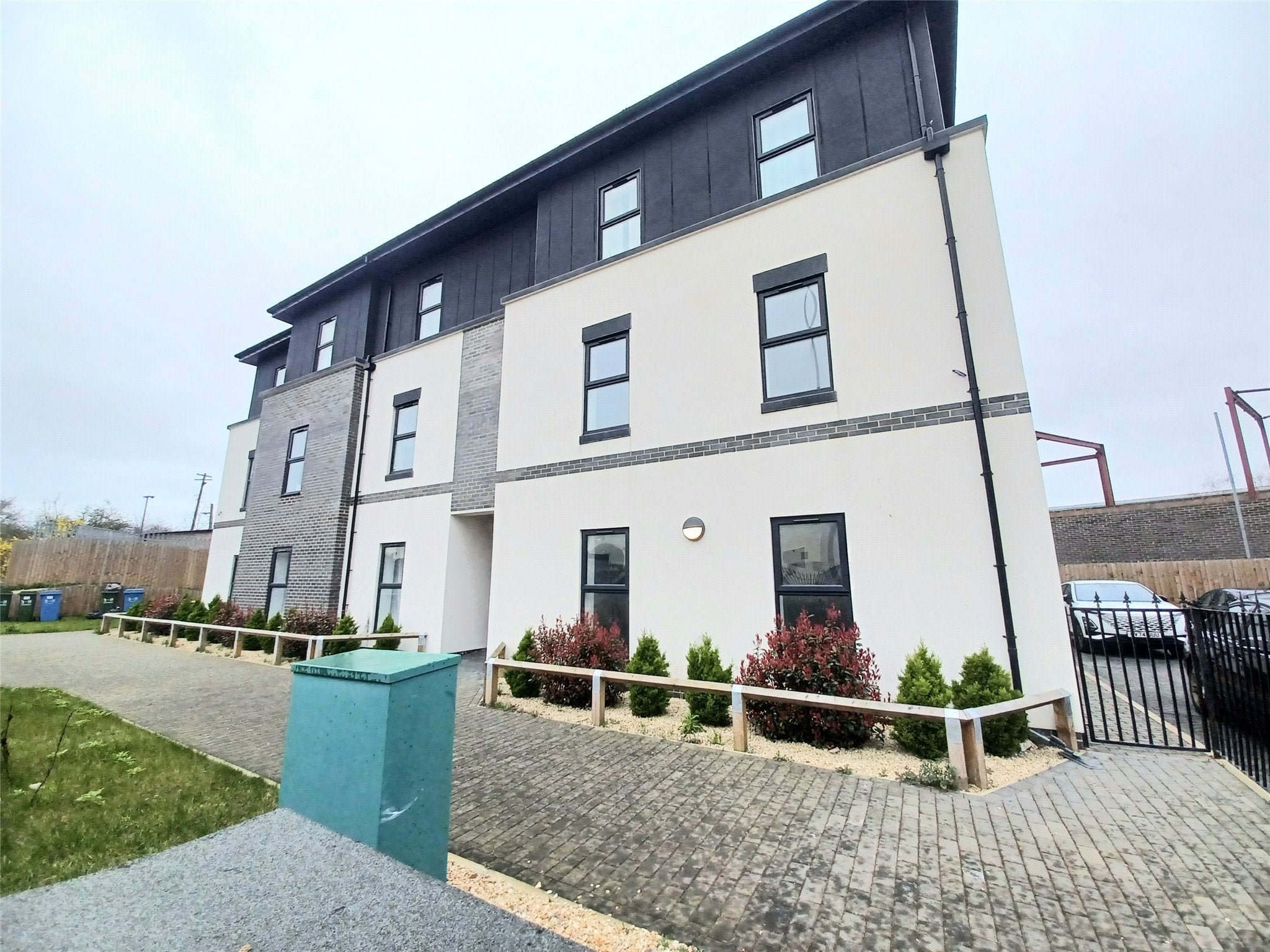 Flat Garsington Road in Oxford