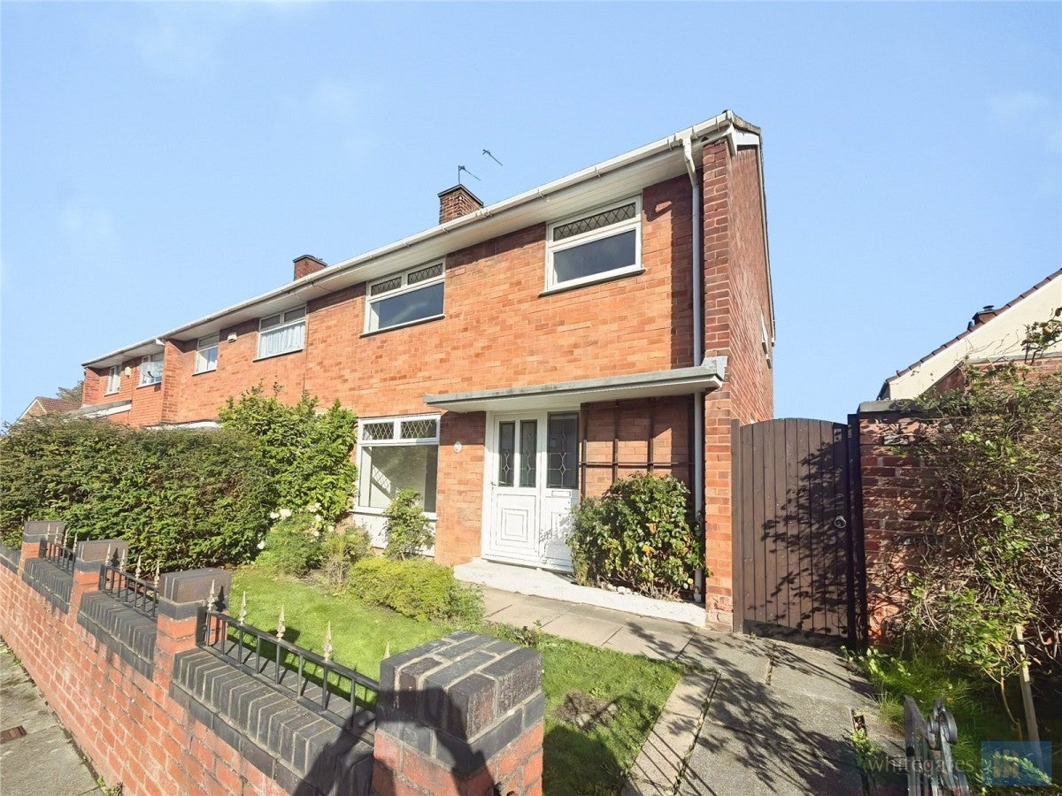 House Wallace Avenue in Huyton