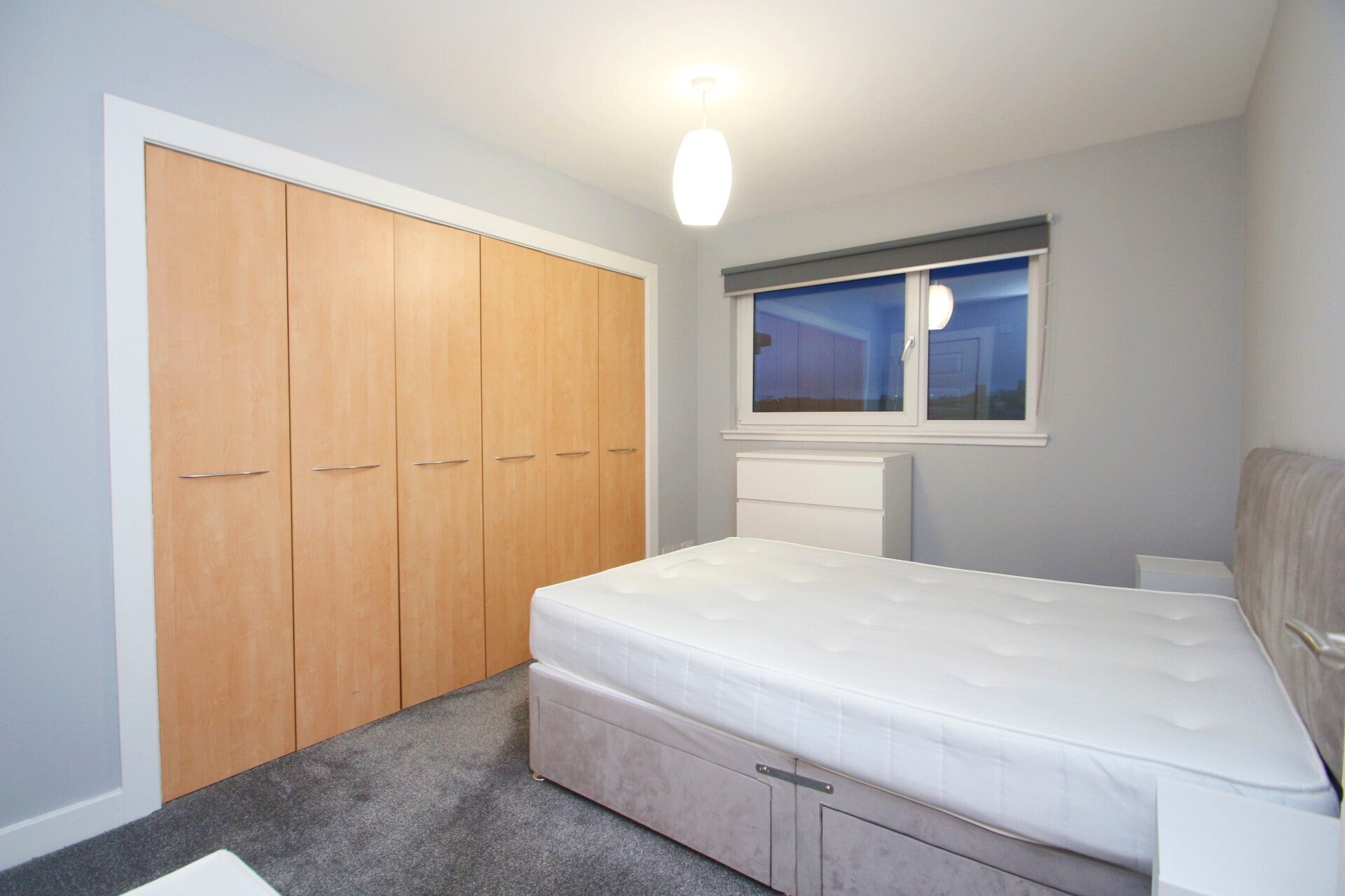 Flat Old Shettleston Road in Glasgow