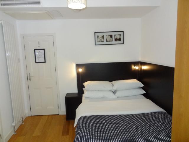 Flat Cartwright Gardens in Greater London