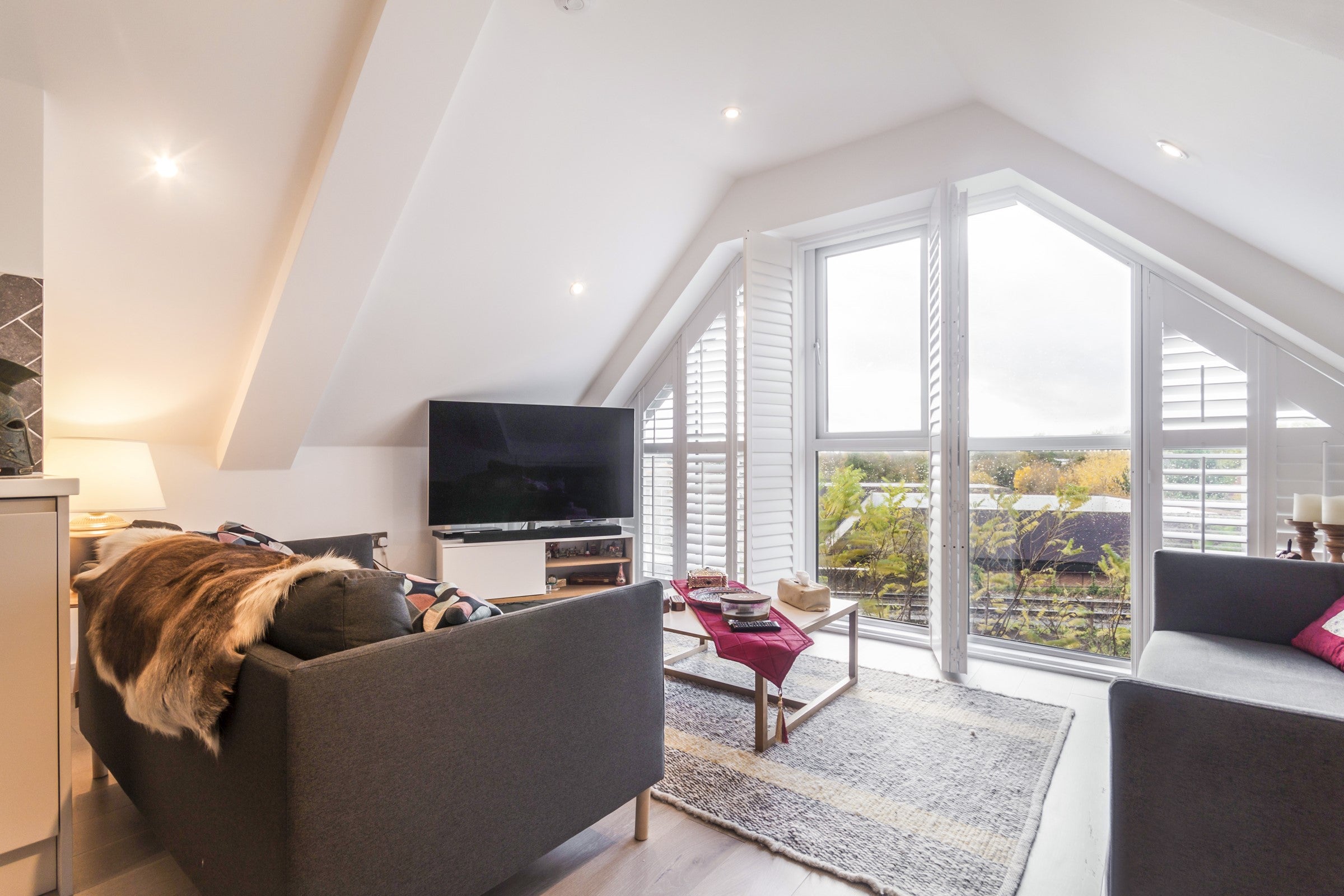Flat Carey Road in Wokingham