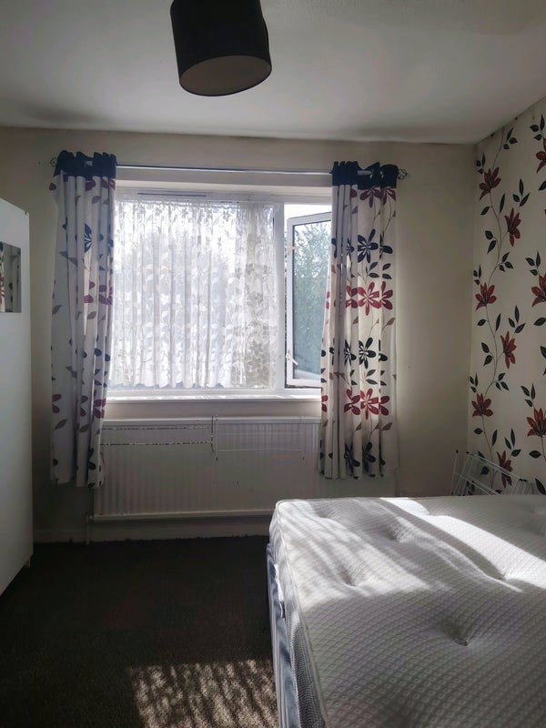 Room Forbes Close in Leicester