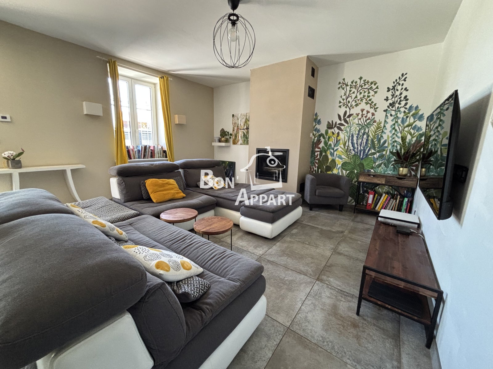 House Rue de la Tour in Saint-Privat-la-Montagne