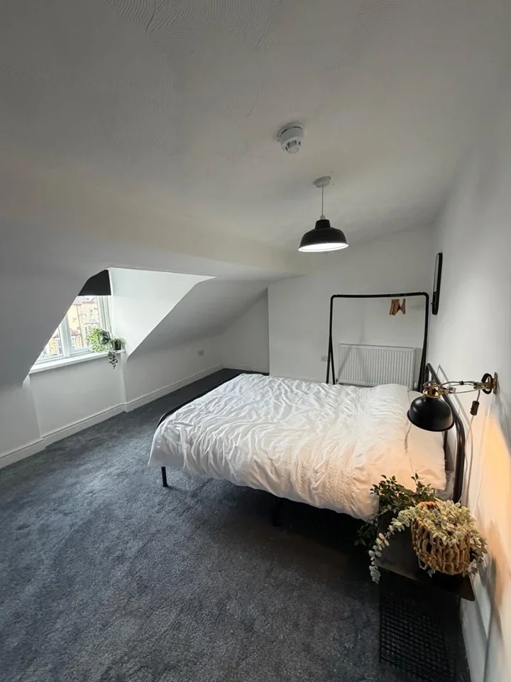 Room King Street in Wallasey