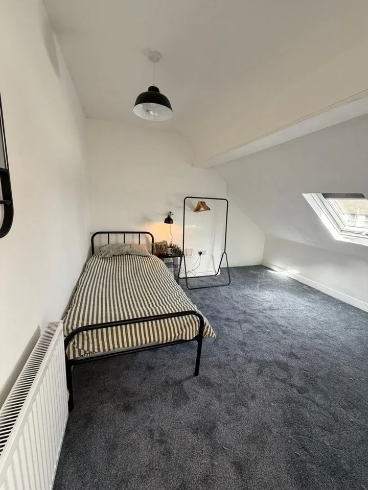 Room King Street in Wallasey