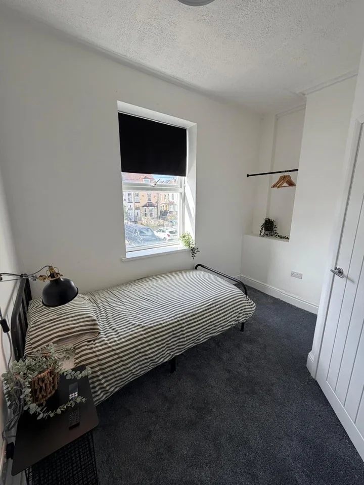 Room King Street in Wallasey