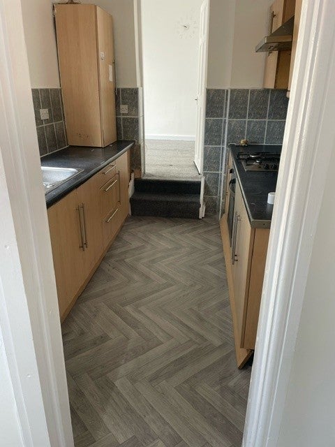 Flat Rayleigh Grove in Gateshead