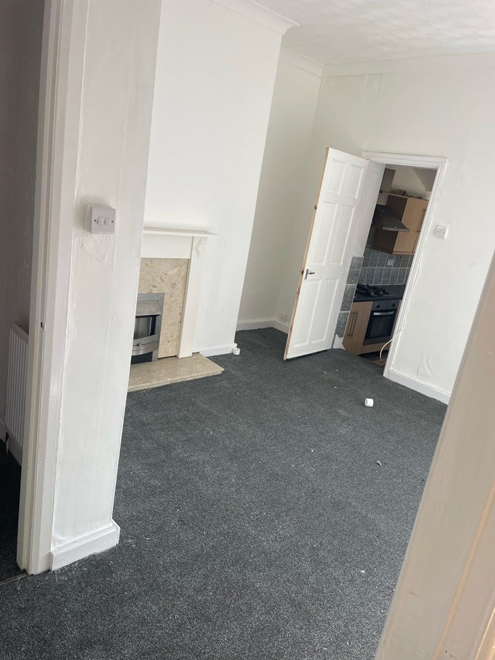 Flat Rayleigh Grove in Gateshead