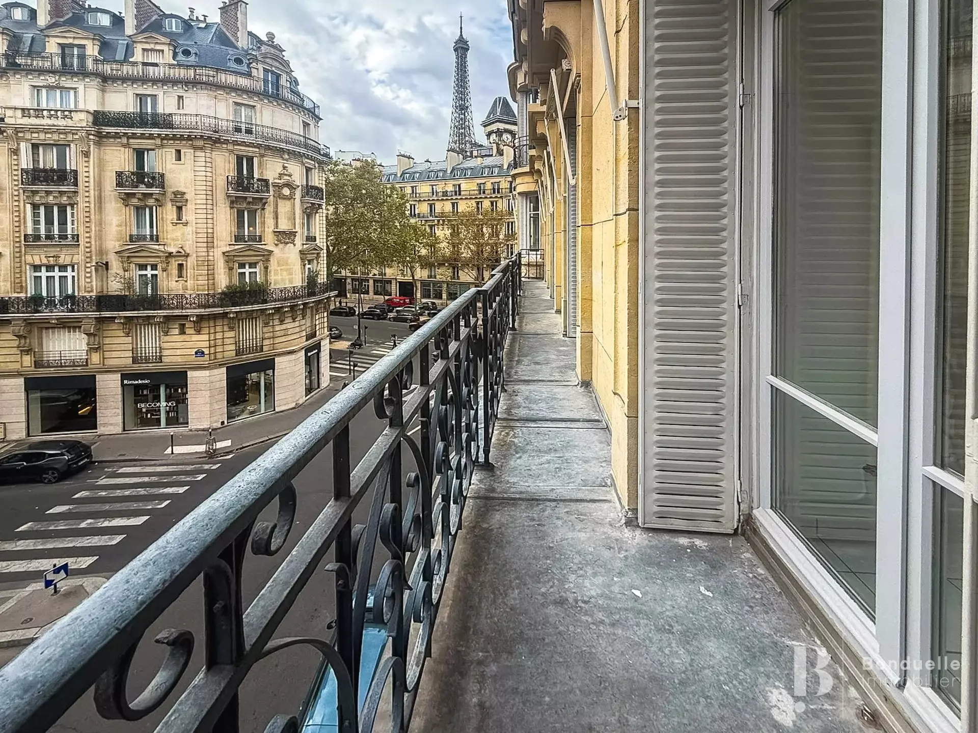 Appartement Rue Edmond Valentin à Paris