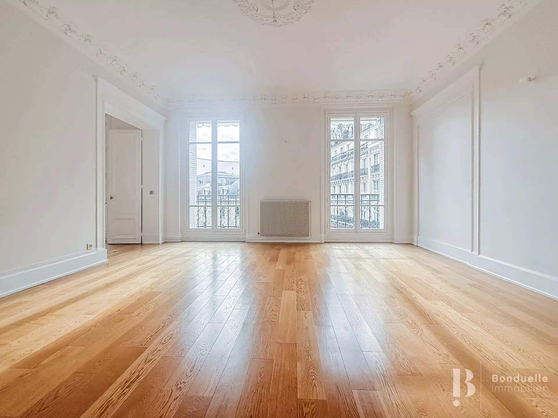 Appartement Rue Edmond Valentin à Paris