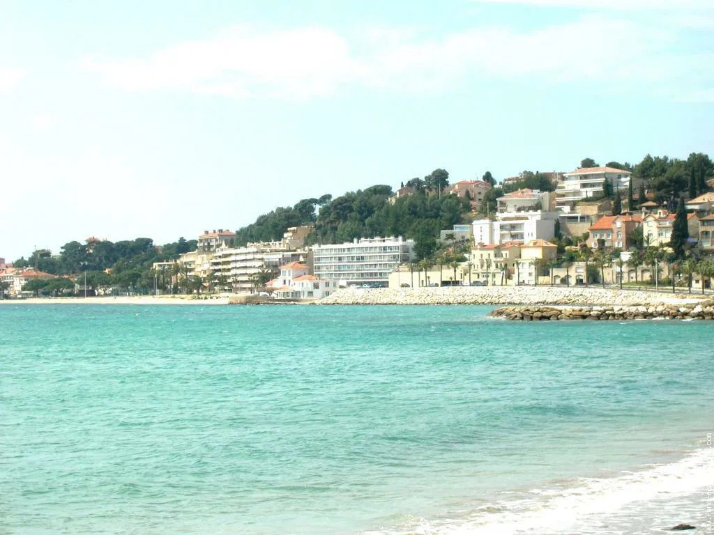 Appartement Avenue de la Libération à Bandol