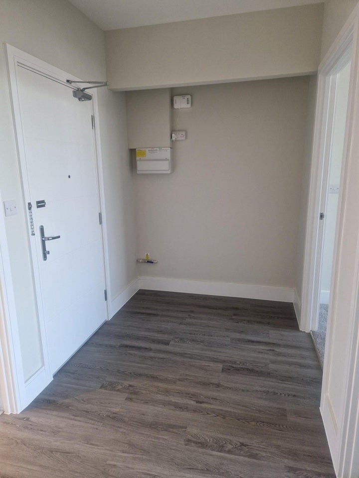 Flat Crayford Road in Dartford