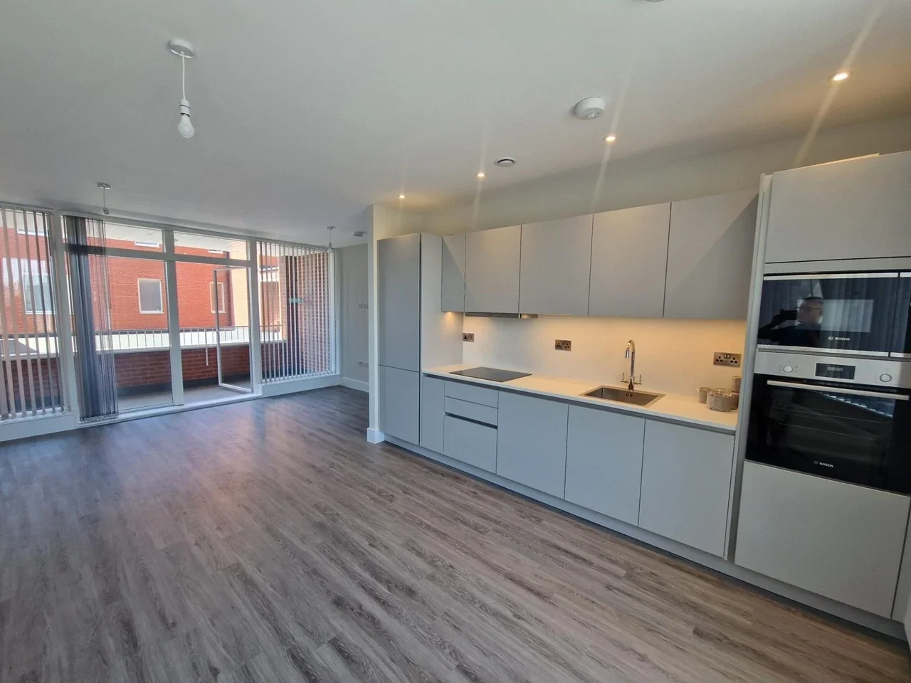 Flat Crayford Road in Dartford