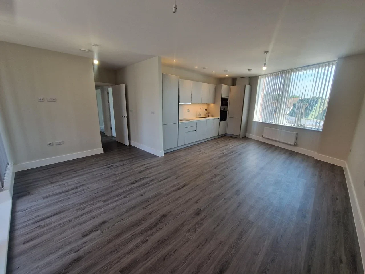 Flat Crayford Road in Dartford