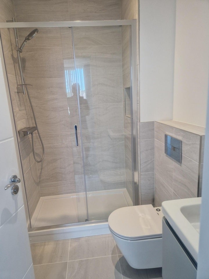 Flat Crayford Road in Dartford