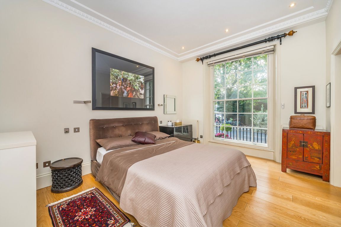 Flat Hyde Park Square in City of Westminster