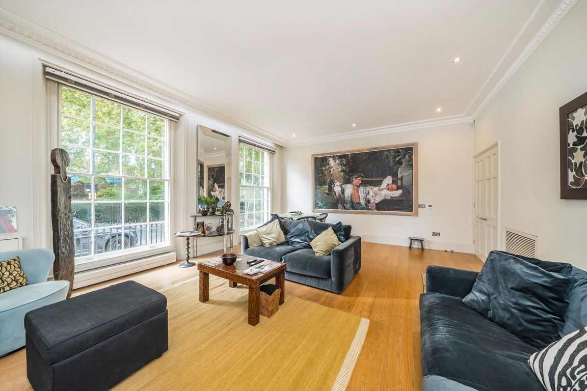 Flat Hyde Park Square in City of Westminster