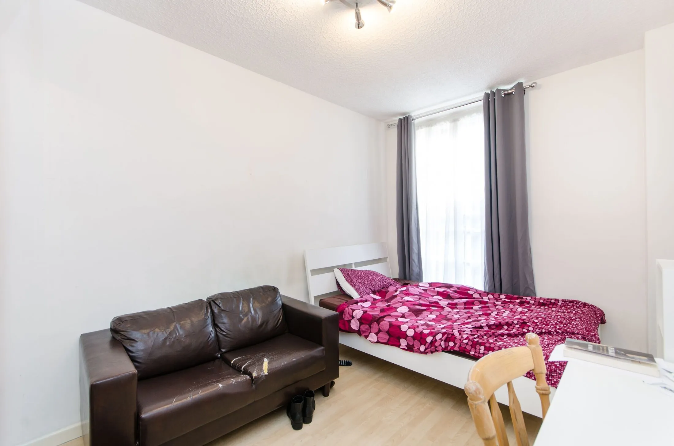 Flat Penfold Street in City of Westminster