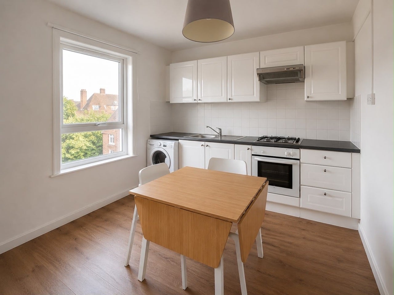 Flat Morecambe Street in Greater London