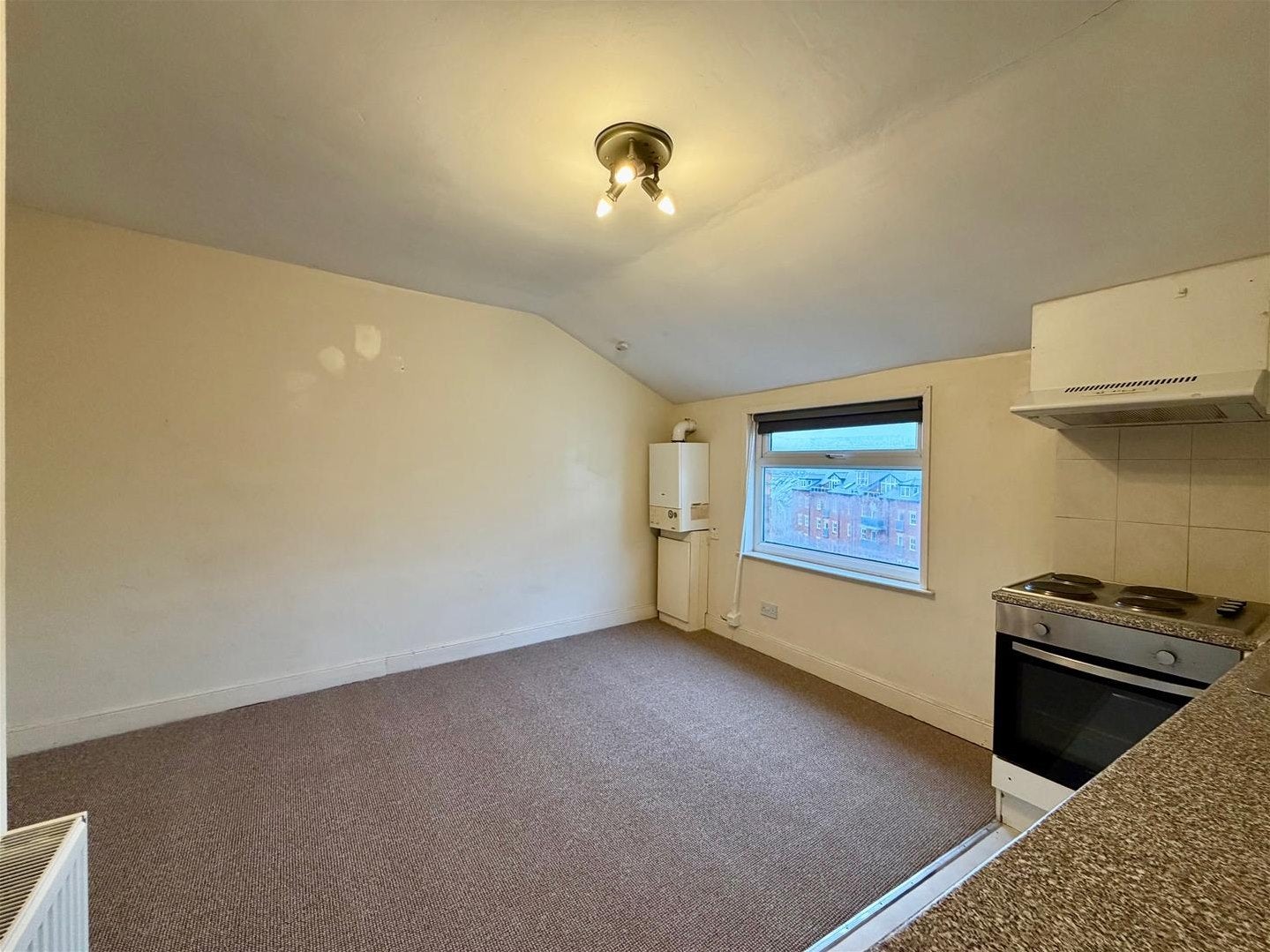 Flat Blenheim Street in Scarborough