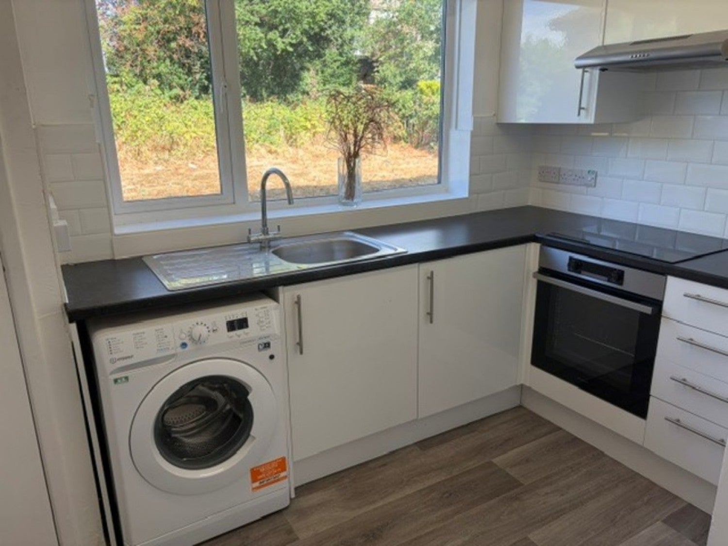 Flat Vincent Close in Horsham