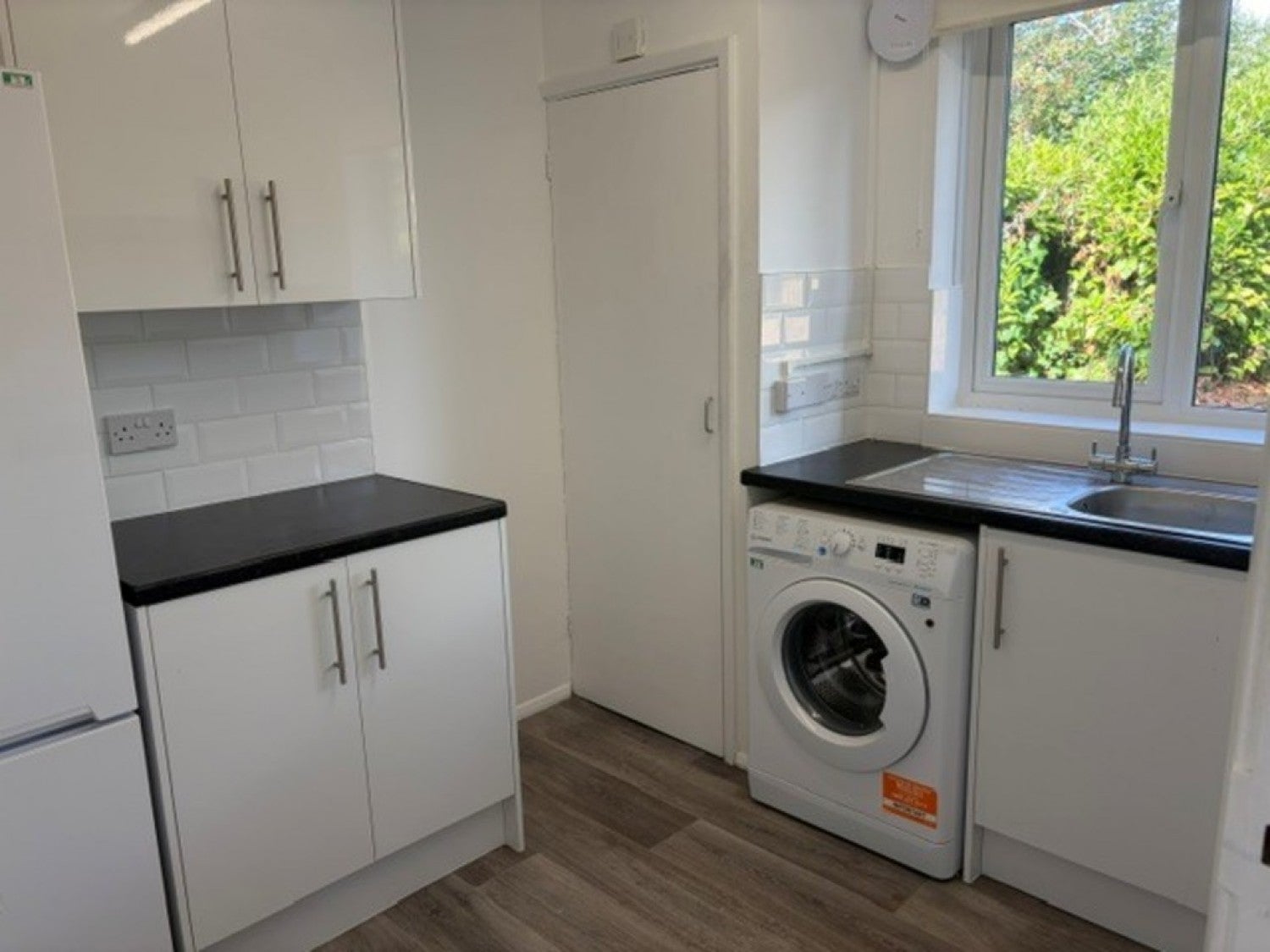 Flat Vincent Close in Horsham