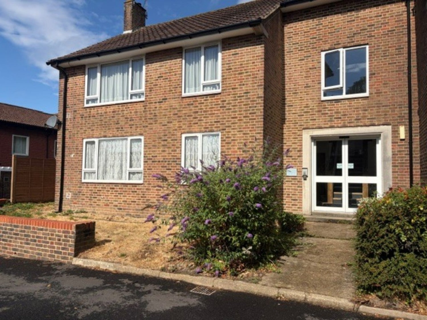 Flat Vincent Close in Horsham